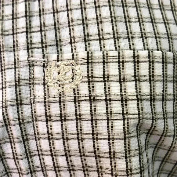 Izod Easy Care Checkered Cotton polyester, logo chest pocket tailored shirt - Picture 3 of 7